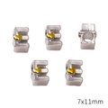 Vijf zilveren letter E kralen met gouden harten voor DIY armbanden maken, maat 7x11mm - Letter E Stijl (BJI1200)