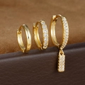Driedelige set gouden S925 sterling zilveren oorringen met schitterende zirkonia stenen - Letter I Stijl (Y26056-I)