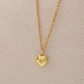 Collier médaillon cœur doré avec pierre de naissance et gravure en étoile brillante - Avril