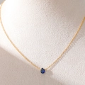 Collier en acier inoxydable plaqué or 18K avec pendentif zircon bleu marine en goutte - Collier Pierre de Naissance Goutte / Septembre