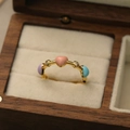 Bague ajustable cœur colorée avec cœurs en émail pastel et accents de cristaux blancs - Style Cœur / Or