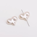 Creamy white heart-shaped faux pearl bead with center hole for DIY jewelry making - Large Heart / 10 Pieces/Pack (22x16mm) / Off White