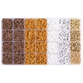 Kit de 24 compartiments de perles en argile 6mm avec lettres et breloques dorées - 6mm / Couleurs café