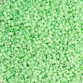 Glanzende mintgroene glazen kralen voor DIY sieraden maken en handgemaakte ambachten - Fruitgroen