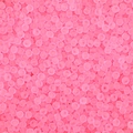 Vista piana di piccole perline rotonde rosa opaco per la creazione di gioielli fai da te - 3mm / rosa scuro