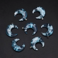 Colgantes de luna de resina con nubes blancas para creación de joyas DIY - Forma de Luna - Cielo Azul Nubes Blancas (23x28mm)