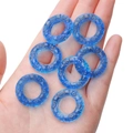 Set di sette anelli in vetro blu trasparente con rilievo a spirale per creare gioielli DIY - 25mm x 13.5mm x 5.5mm (5 Pezzi/Confezione) / Blu scuro