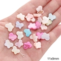 Perles papillon en coquillage 11x9mm pour bijoux DIY présentées dans la main - Papillon / 11x9mm (10 Pièces)