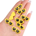 Gele hartvormige mini-zonnebril DIY knutselaccessoire in de hand voor schaal - Hart Stijl / 10 Stuks/Verpakking (29x13mm) / Geel