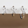 Elegante silberne Schmetterlings-Ohrringe mit funkelnden Zirkonia-Kristallen im Set - Silber-Weiß
