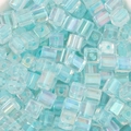 Light blue iridescent glass cube beads with AB coating for DIY jewelry making - 5mm / Light Blue