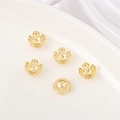 Set di 5 coppette per perline a fiore placcate oro 14K per creazione gioielli e bracciali - Stile Petalo 17 / 10 Pezzi/Confezione (Apertura 1mm) / Placcato Oro 14K