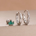 Nahaufnahme von Kronen-Ohrstecker mit grünen Steinen und Silber-Ohrringen-Set - Silber Grün Weiß Marquise Stil (Y27297)