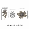 Detailansicht der Strass-Blumen- und Bienenbroschen mit genauen Abmessungen und Gewicht - Biene und Blume (X0388)