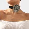 Choker en velours gothique avec fleur de rose en satin vert-gris pour femmes - Collier Vert Gris