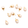 Lot de 10 pendentifs en perles d'eau douce blanches avec boucles en métal doré - Perle Ronde 8mm Boucle Unique