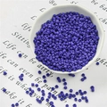 Perline viola scuro opaco per gioielli fai-da-te in una ciotola di ceramica bianca - 20g Per Confezione Circa 700 Pezzi / 3mm Blu Reale