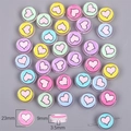 Makroansicht bunter 23mm Acryl-Herzperlen mit genauen Maßen und Lochgröße für DIY - Herz Rund / 4er-Set / Mehrfarbig
