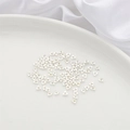 Perline distanziatrici triangolari in argento per gioielli DIY su vassoio ceramico - Passaggio Triangolo 3x3mm (Apertura 1.2mm) 10 Pezzi/Confezione / Placcato Argento Spesso