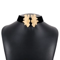 Vintage black velvet choker necklace with dual gold daisy flower pendants for women - Gold