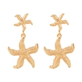 Boucles d'oreilles pendantes étoile de mer dorées avec texture en relief - Boucles d'Oreilles Pendantes Étoile de Mer Double Couche Dorée (E12631)