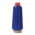Fil à broder bleu foncé métallisé sur cône pour couture DIY et création de bijoux - Bleu royal