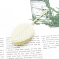 Feuille de mousseline beige artificielle pour DIY avec texture de veines et tige - Grande Feuille / 10 Pièces/Paquet (30x50mm/Longueur Totale 105mm) / Poche zippée