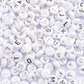 Perles rondes blanches en acrylique avec lettres majuscules dorées pour bijoux DIY - Lettre Or / 50 Pièces / Blanc