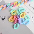 Gekleurde matte acryl kettingstukken in macaronkleuren voor DIY-sieraden en tassenhangers - 10 stuks/Verpakking / 23x16mm (Dikte ca. 5mm) / Gerubberiseerde Gemengde Kleuren (A139)