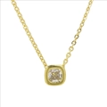Collana dorata moderna con ciondolo a pietra portafortuna quadrata taglio cushion su catena O - Stile Aprile
