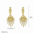 Boucles d'oreilles soleil dorées avec diamants blancs et dimensions précises - Style Étoile en Éventail
