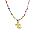 Collana di perle colorate con un lucido ciondolo dorato a forma di lettera T - Ciondolo per Collana Lettera T Dorato