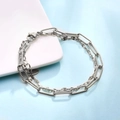 Pulsera de dos capas en acero inoxidable plateado con eslabones de clip texturizados - Pulsera de Doble Capa con Clip y Cadena de Eslabones (C022) / Plateado
