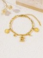 Bracelet hip hop en acier titane avec breloques pièces d'or et pendentif lettre E - Lettre Reine E (S4001E) / Or