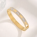 Bracelet élégant en acier titane doré avec nacre blanche et cristaux scintillants - Style Coquillage à Strass (Z242A) / Or
