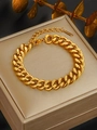 Detailed macro view of 18K gold-plated Cuban link chain with secure lobster clasp - S4161A Bracelet / Gold