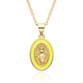Collar religioso con colgante ovalado dorado, esmalte amarillo y relieve de María - Amarillo Brillante