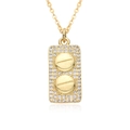 Détail du collier rectangle doré avec motifs de vis et cristaux sertis en micro-pavé - Style Vis Industrielle (E056)
