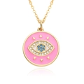 Λεπτομέρεια μενταγιόν Evil Eye με ροζ σμάλτο και ζιργκόν σε επίχρυση αλυσίδα 18 καρατίων - Ροζ (E080)