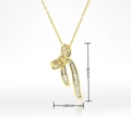 Collar hip hop dorado con colgante de cinta y circonitas, medida 36mm por 24mm - Diseño de Lazo de Cinta (M105)
