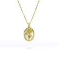 Détail du collier doré avec pendentif tournesol en relief sur nacre irisée fine - Style Élégant de Tournesol (G323)