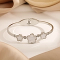 Elegant clover open bangle in silver stainless steel with white mother of pearl inlay - Steel