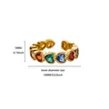 Vista dettagliata delle dimensioni di un anello in oro 18K con zirconi a cuore colorati - Stile ad Intarsio Alternato di Zirconi a Cuore Multicolore (G1278585) / Oro