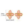 Dettaglio di orecchini a fiore rosa placcati oro 18K con indicazione della misura 29mm - Orecchini Fiore Texture Sabbie Rosa (G126394G-1)