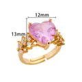Detail mit 12x13mm pinkfarbenem Zirkonia-Herz und verstellbarem 18K Goldring - Trapez- und Rundseitensteine Herz Rosa Zirkonia Stil (G255208)