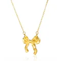 Detailansicht der goldenen 18K Edelstahl Halskette mit Schleifenanhänger und Ankerkette - Gold (N06934)