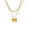 Detail einer zweilagigen goldenen Schleifenkette mit Büroklammerkette und Anhänger - Gold (N06950-Zweilagig)