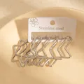 Coffret de boucles d'oreilles étoiles en acier inoxydable argenté sur un plateau - Couleur Acier (1126)