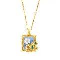 Collier vintage doré avec pendentif fleur, perles et papillon orné de cristaux colorés - Style Fleur Papillon Cadre Doré (TYGN0237)