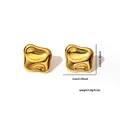 Minimalistische goldene Perlenohrringe mit unregelmäßiger quadratischer Hochglanzform - Unregelmäßig Konkav Stil (0360)